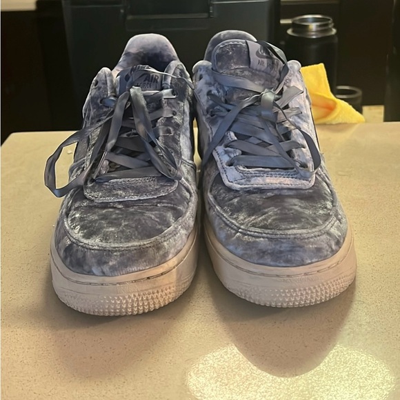 Nike Air Force - Picture 6 of 7